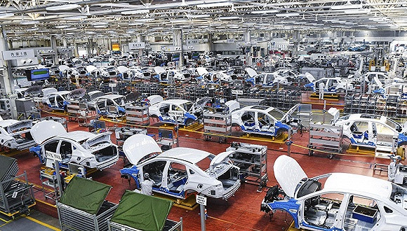 26國、超100家汽車工廠停產(chǎn)!下半年或&ldquo;有訂單難交車&rdquo;!中國汽車產(chǎn)業(yè),怎么走?